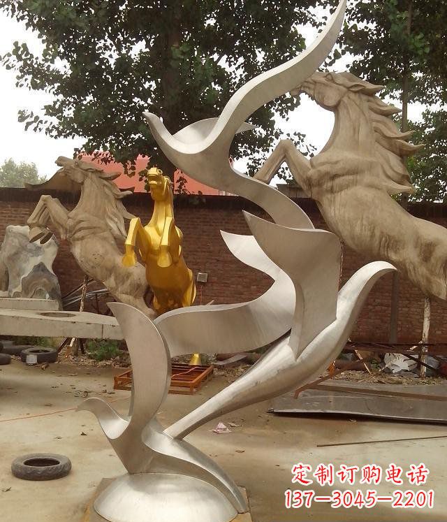 河北精美不锈钢鸽子雕塑