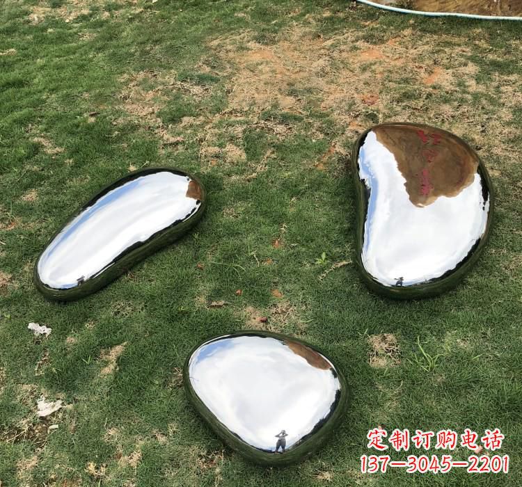 河北不锈钢鹅卵石雕塑精致与经典的完美结合