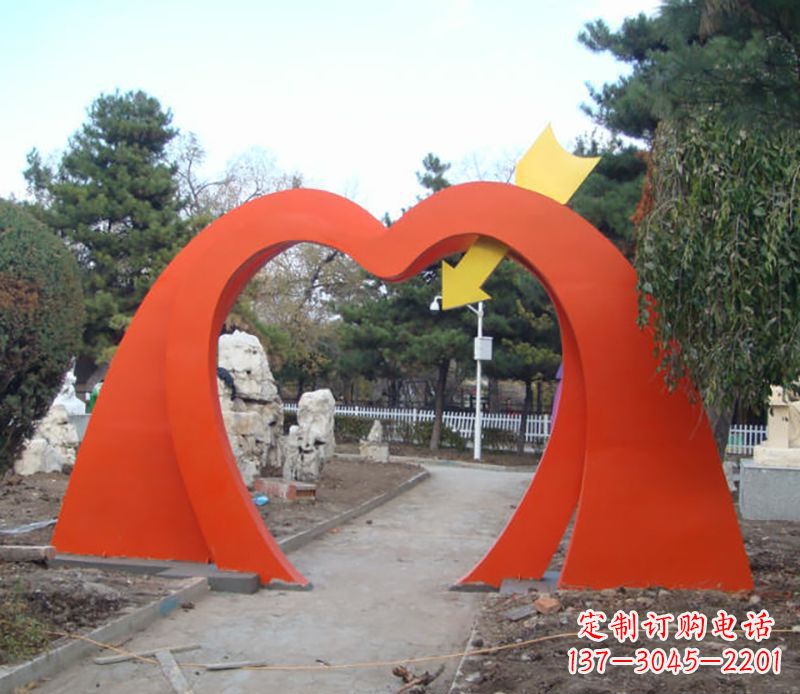 河北不锈钢拱门雕塑给空间增添灵动之美
