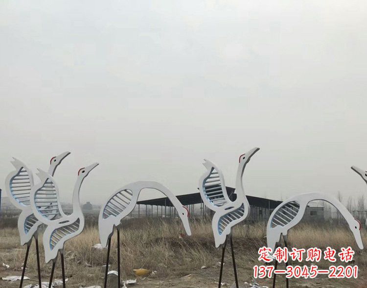 河北精美不锈钢仙鹤雕塑