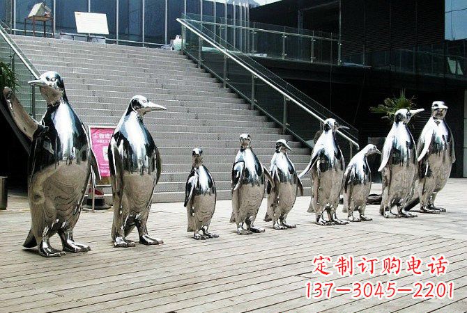 河北企鹅雕塑——精致的不锈钢艺术