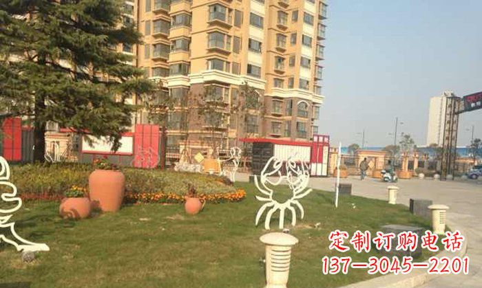 河北不锈钢螃蟹雕塑精致美观的艺术之作