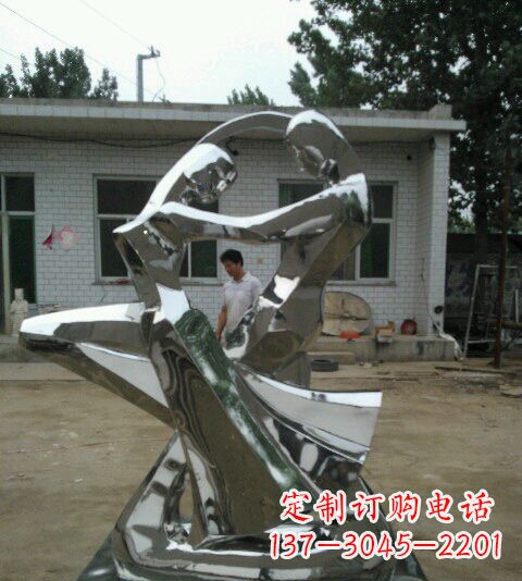 河北浪漫的不锈钢情侣雕塑