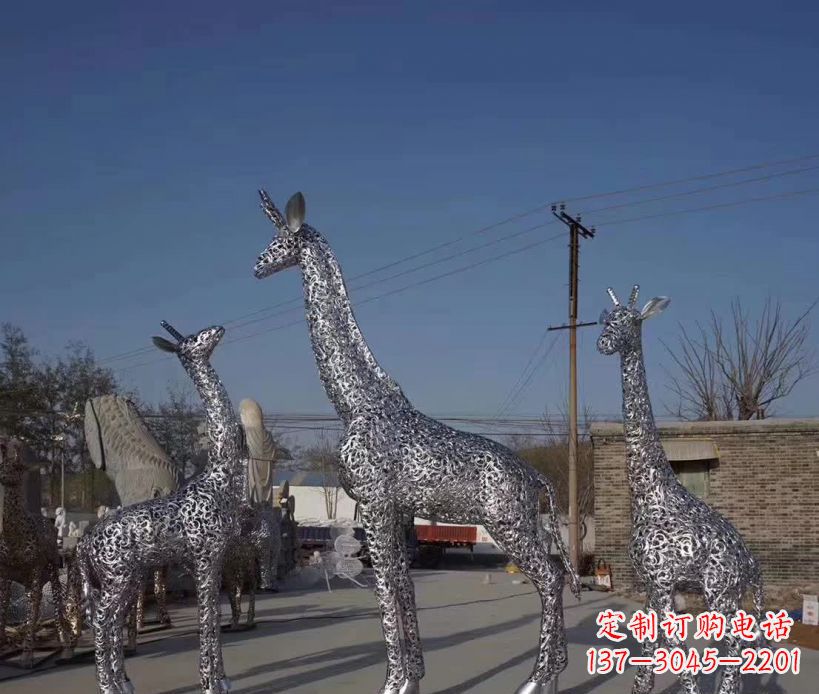 河北不锈钢镂空雕塑长颈鹿