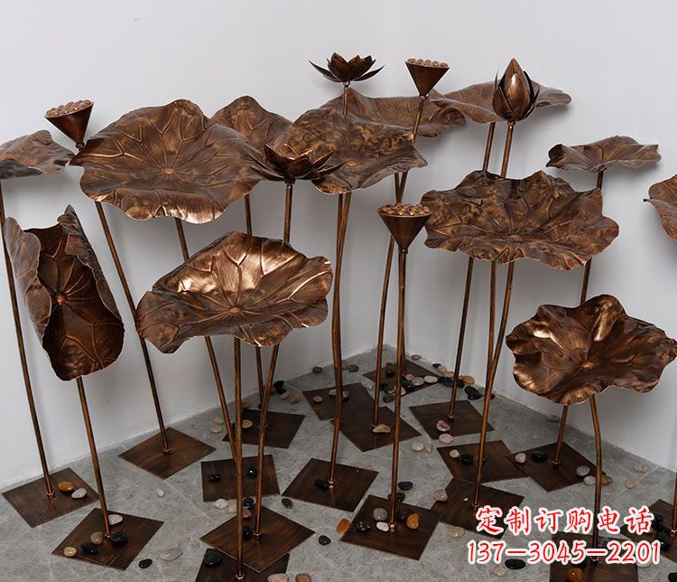 河北锻铜荷花景观雕塑