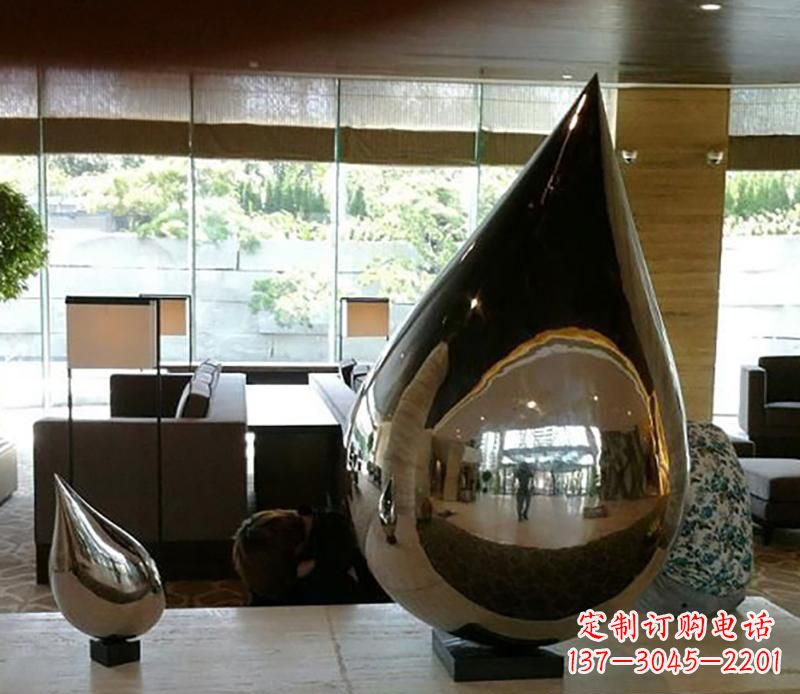 河北公园不锈钢水滴球景观雕塑
