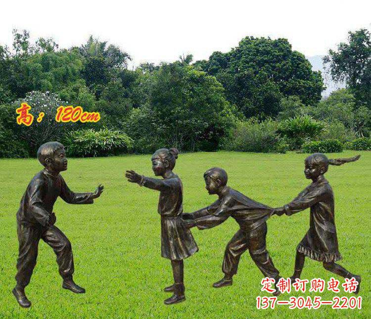 河北公园玩老鹰捉小鸡的儿童小品铜雕 (2)