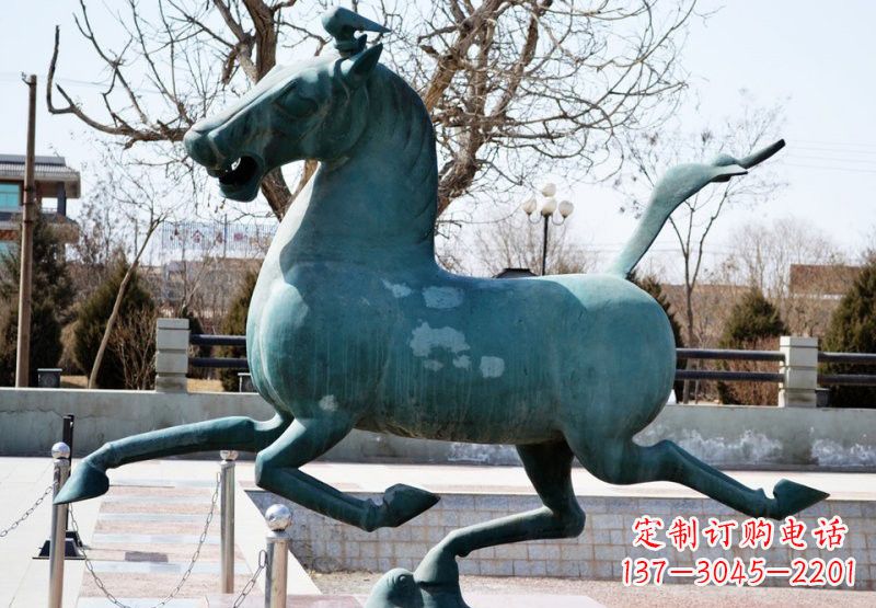 河北艺术品马踏飞燕铜雕塑