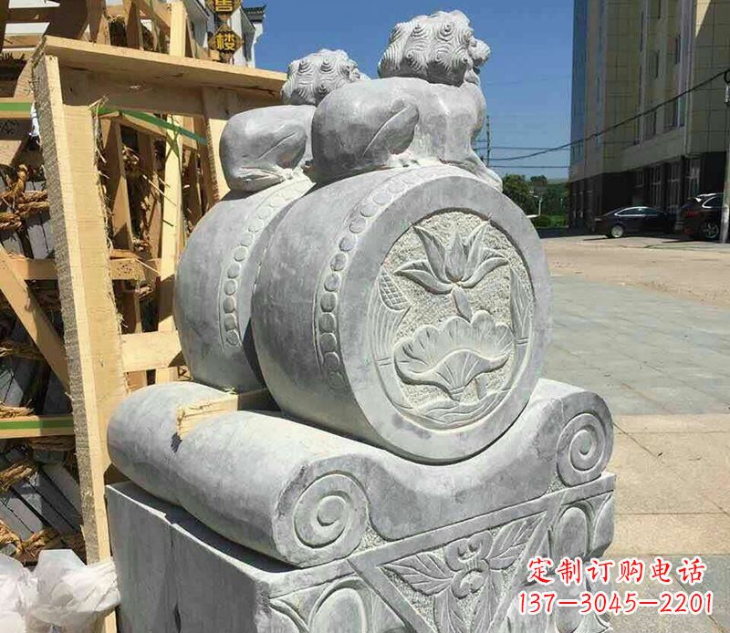 河北中领雕塑：仿古石门墩石雕艺术品