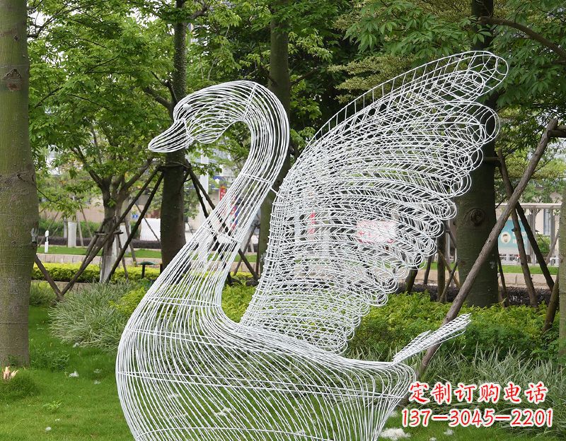 河北天鹅镂空不锈钢雕塑