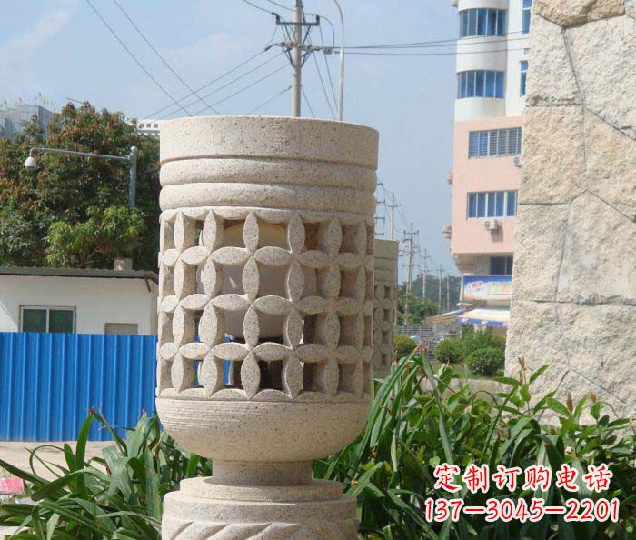 河北小区景观镂空石灯石雕
